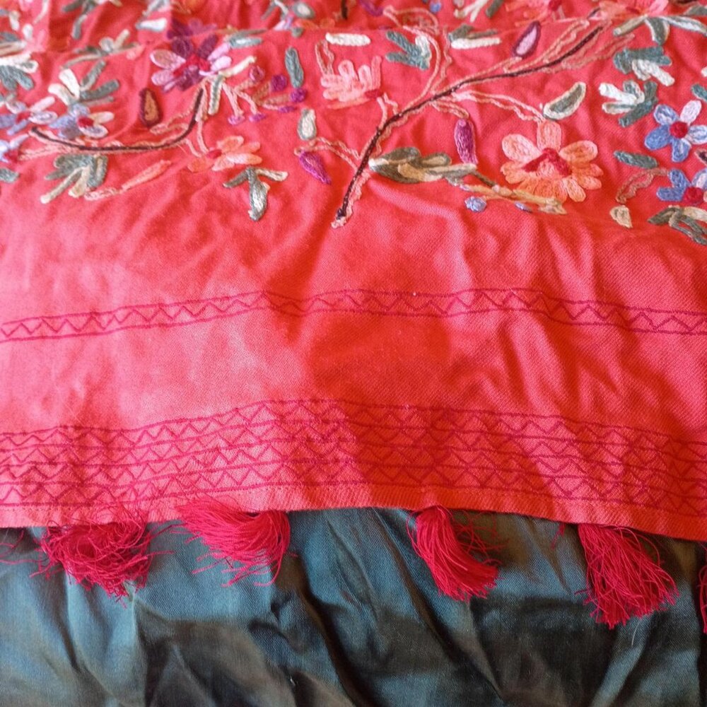 Nataya Floral Embroidered Silk Tassel Dress Large - Picture 8 of 8